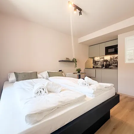 Blackhome Center Hall I Contactless Check-in Apartmanhotel 3*